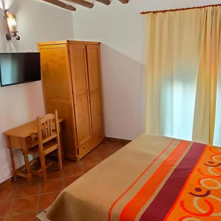 Rural Real De Nevada Bike And Treeking Hotel Laroles